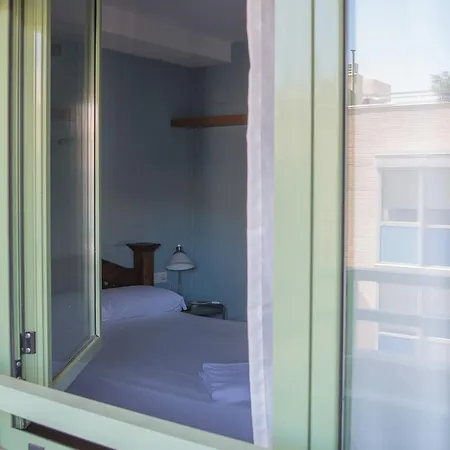 아파트 Macflats Playa Valencia 7 *