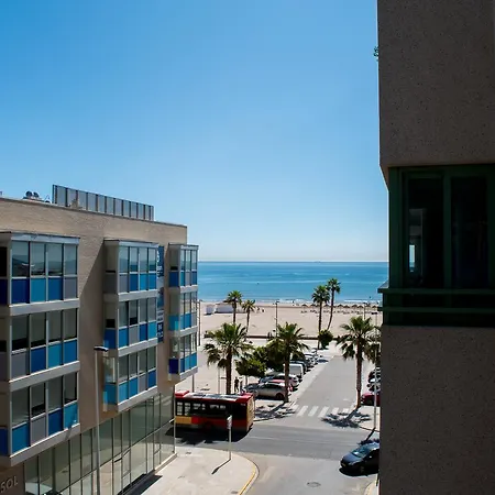 아파트 Macflats Playa Valencia 7 *